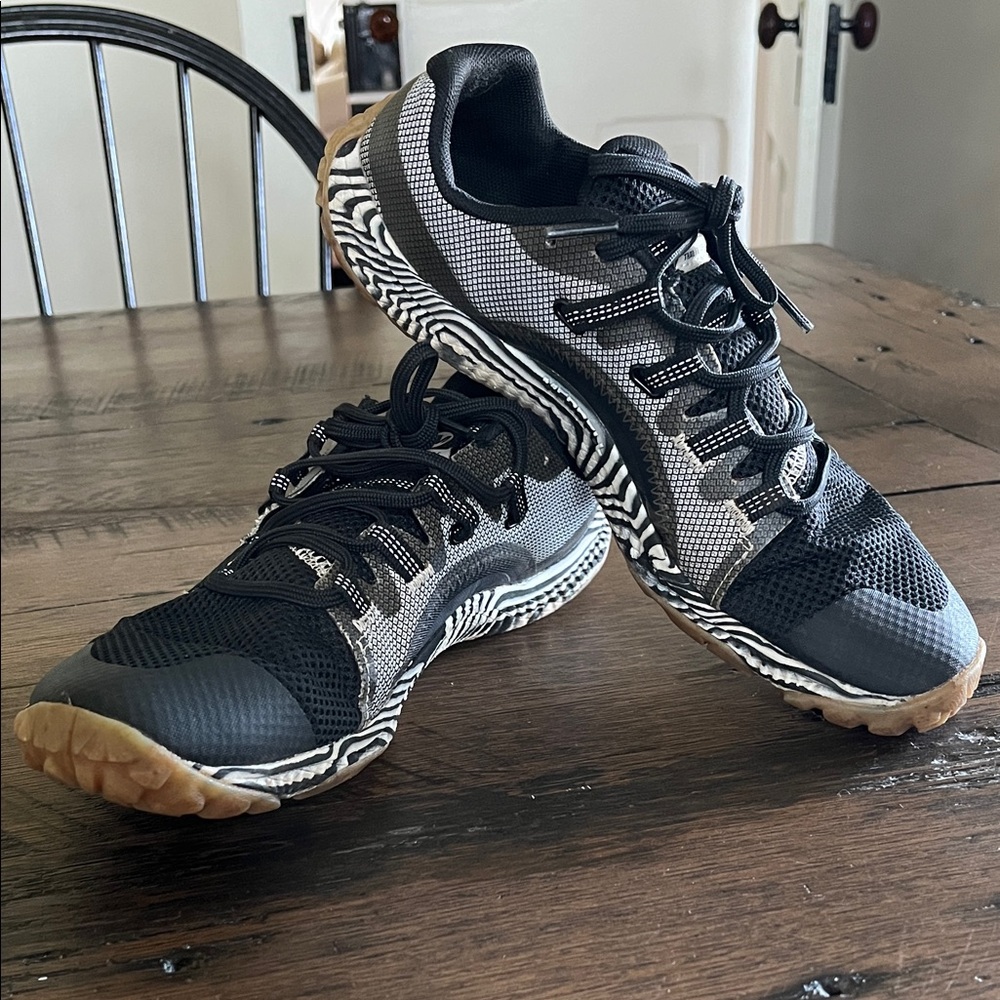 Merrell Women’s Trail Glove 6